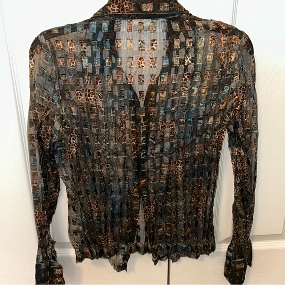 Y2K Sheer Animal Print Button Down - Picture 4 of 8